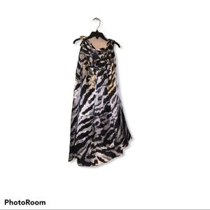 SERE NADE gray and black animal print blou…